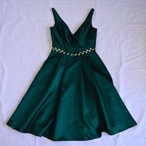 David’s Bridal Sleeveless Satin Mini Dress w/ Gold Leaf Waist – Size 0